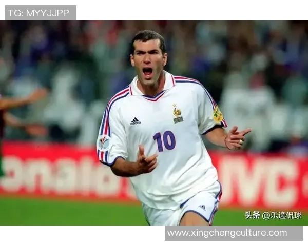 足球十号传奇再聚首 向经典致敬的巅峰对决视频回顾